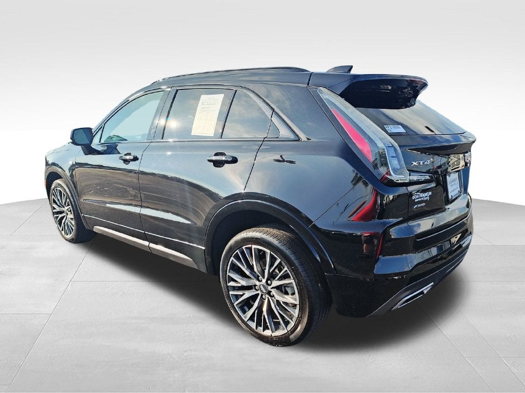 2024 Cadillac XT4 Sport