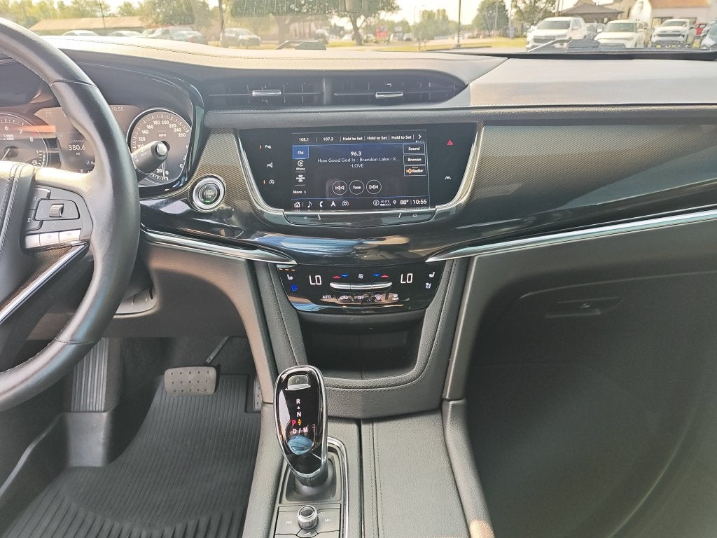 2022 Cadillac XT6 Premium Luxury
