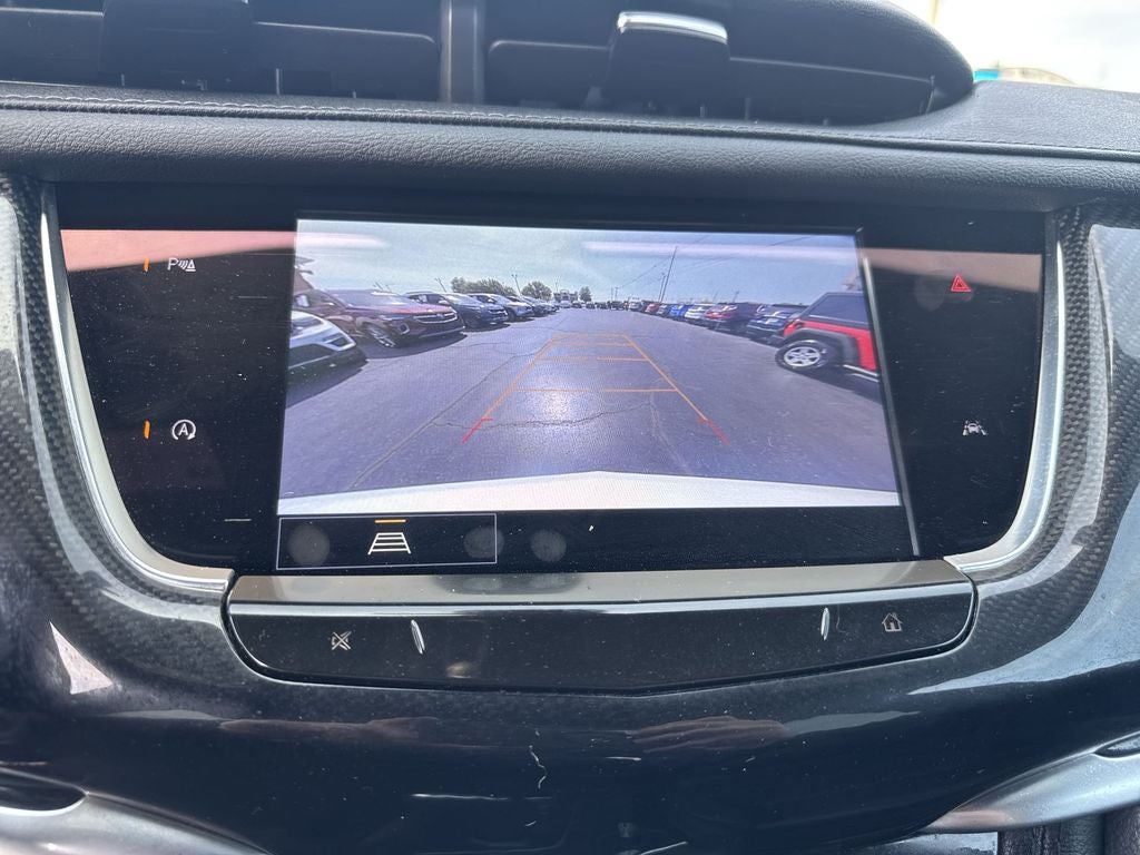 2024 Cadillac XT6 Sport