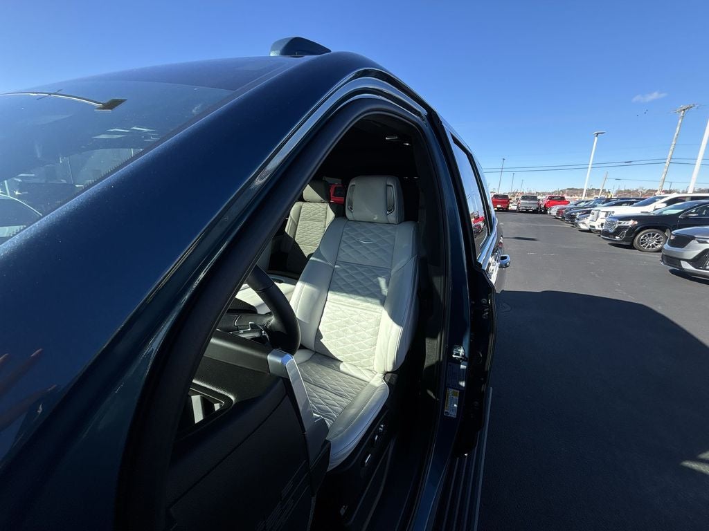 2025 Cadillac Escalade Premium Luxury Platinum