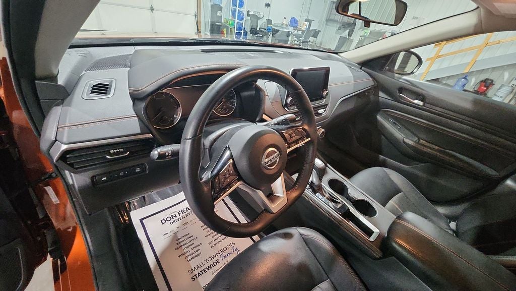 2021 Nissan Altima 2.0 SR