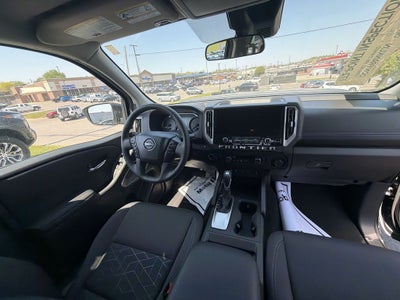 2025 Nissan Frontier SV