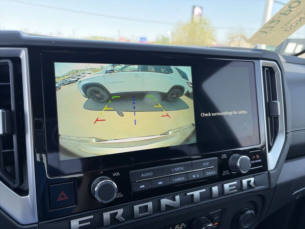 2025 Nissan Frontier SV