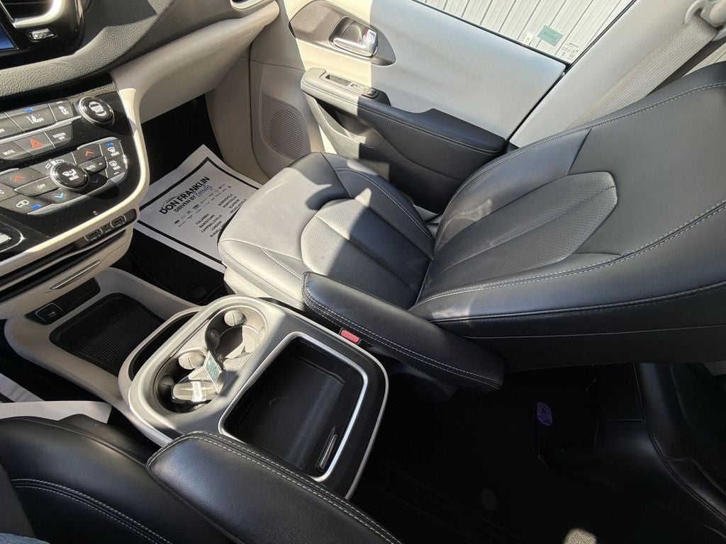 2024 Chrysler Pacifica Touring L