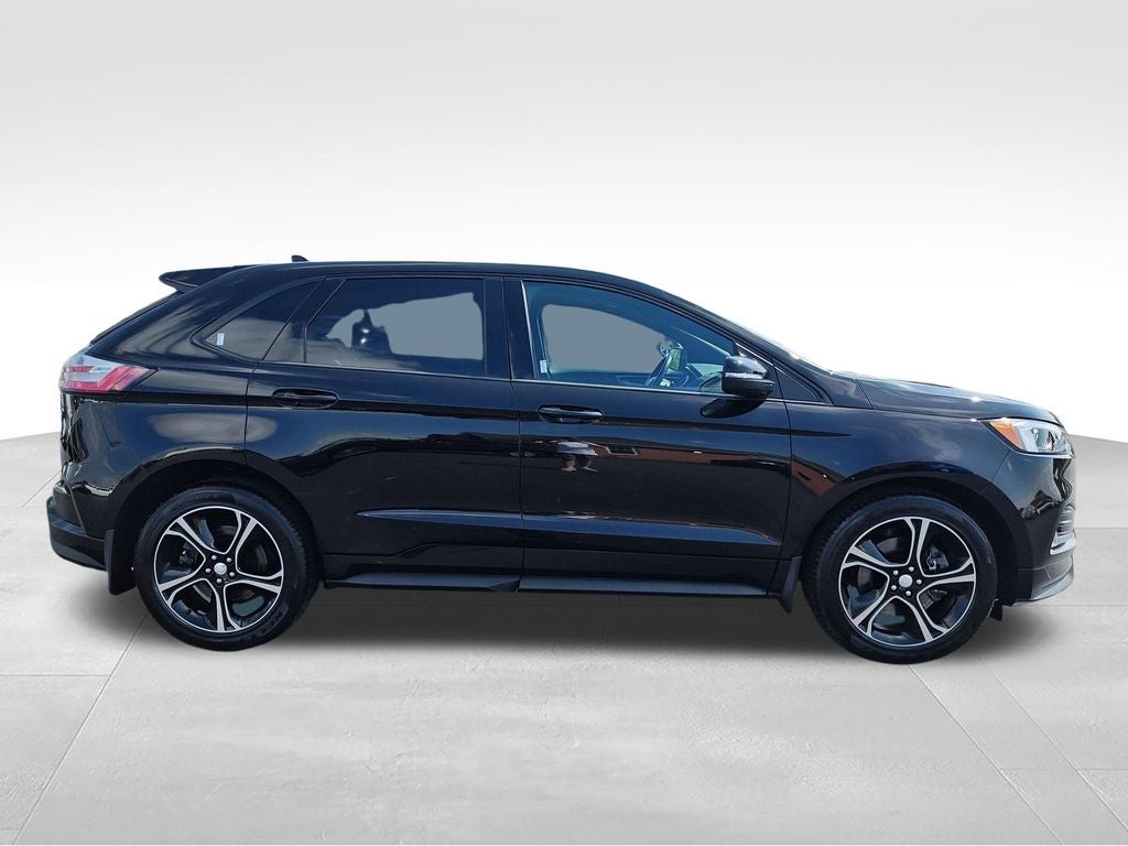 2020 Ford Edge ST