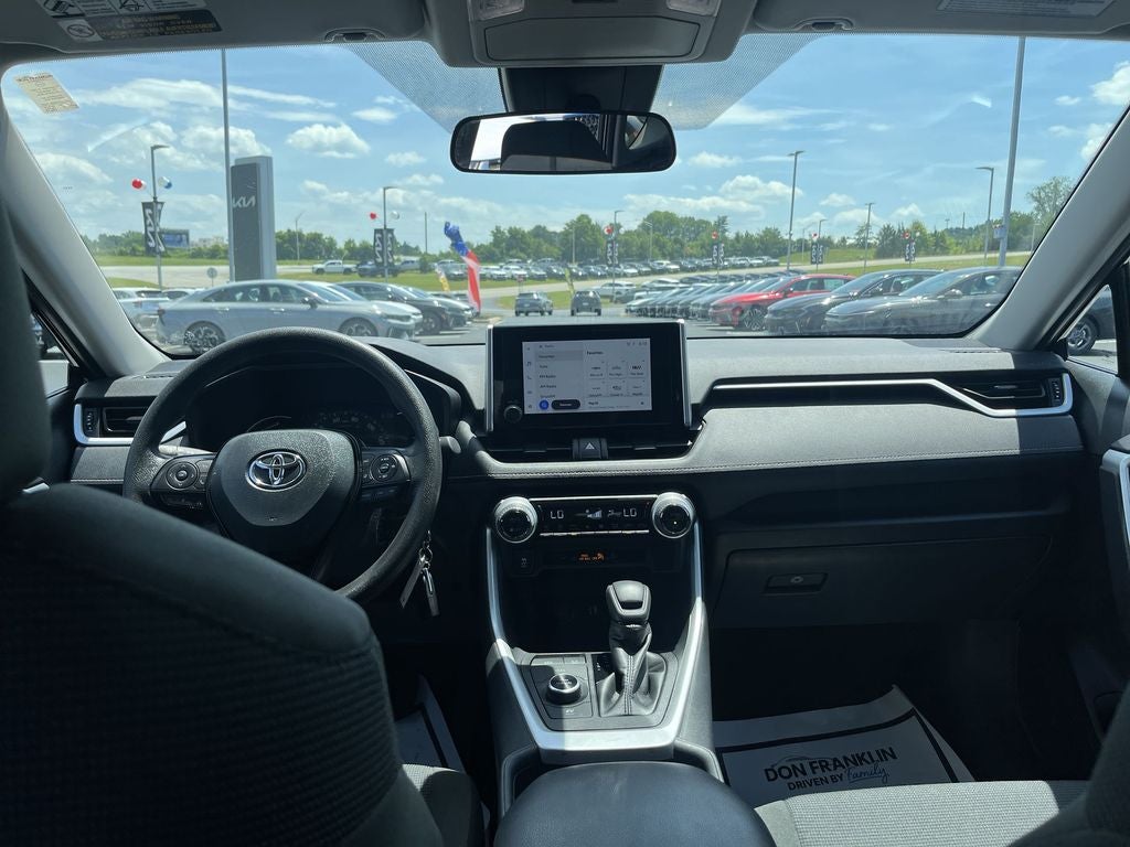 2024 Toyota RAV4 Hybrid LE