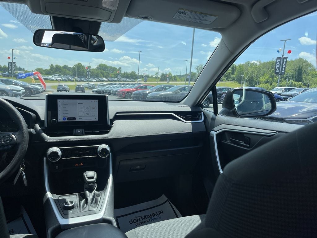 2024 Toyota RAV4 Hybrid LE