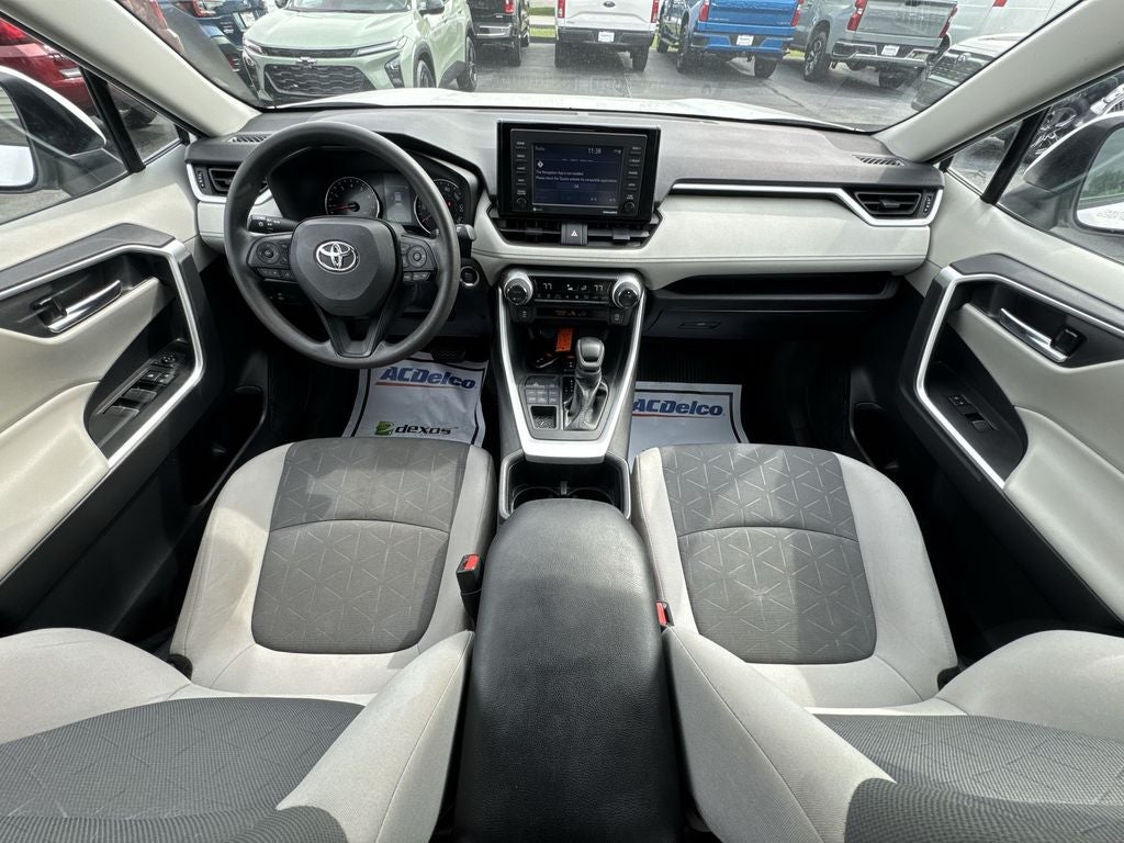 2022 Toyota RAV4 XLE