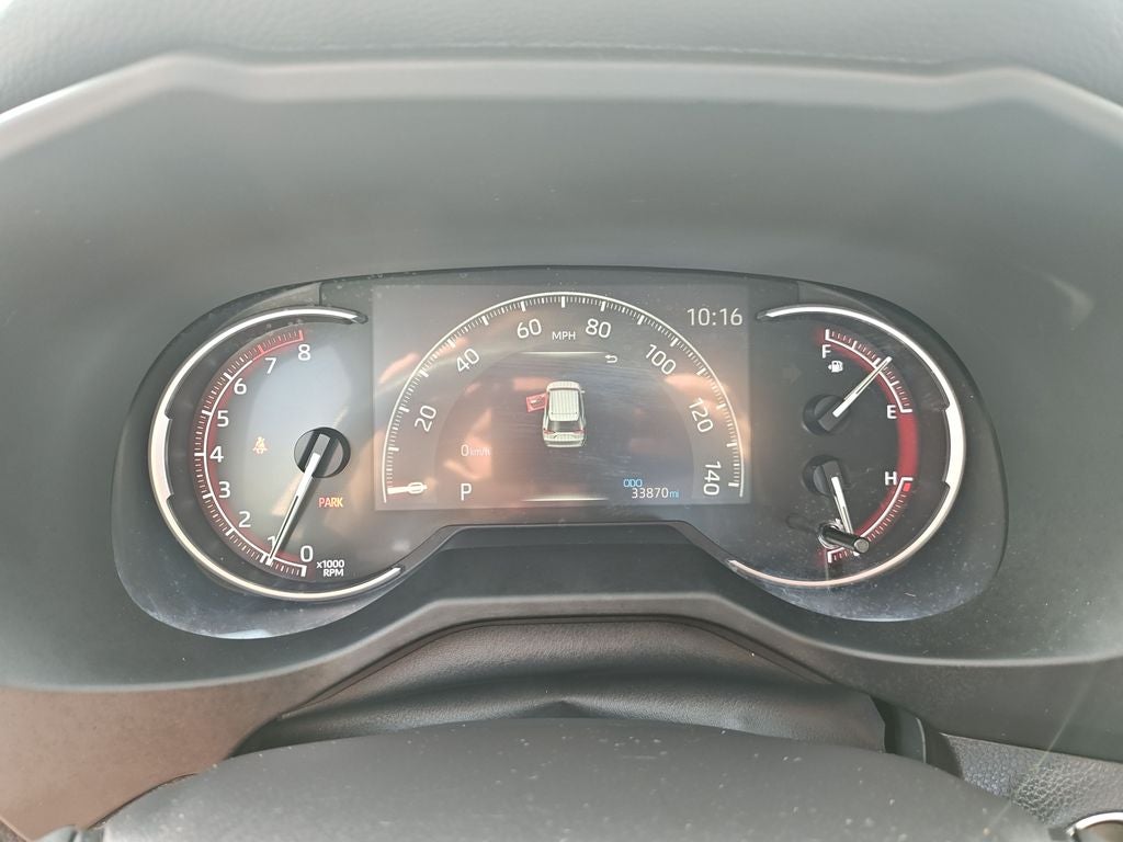 2025 Toyota RAV4 XLE