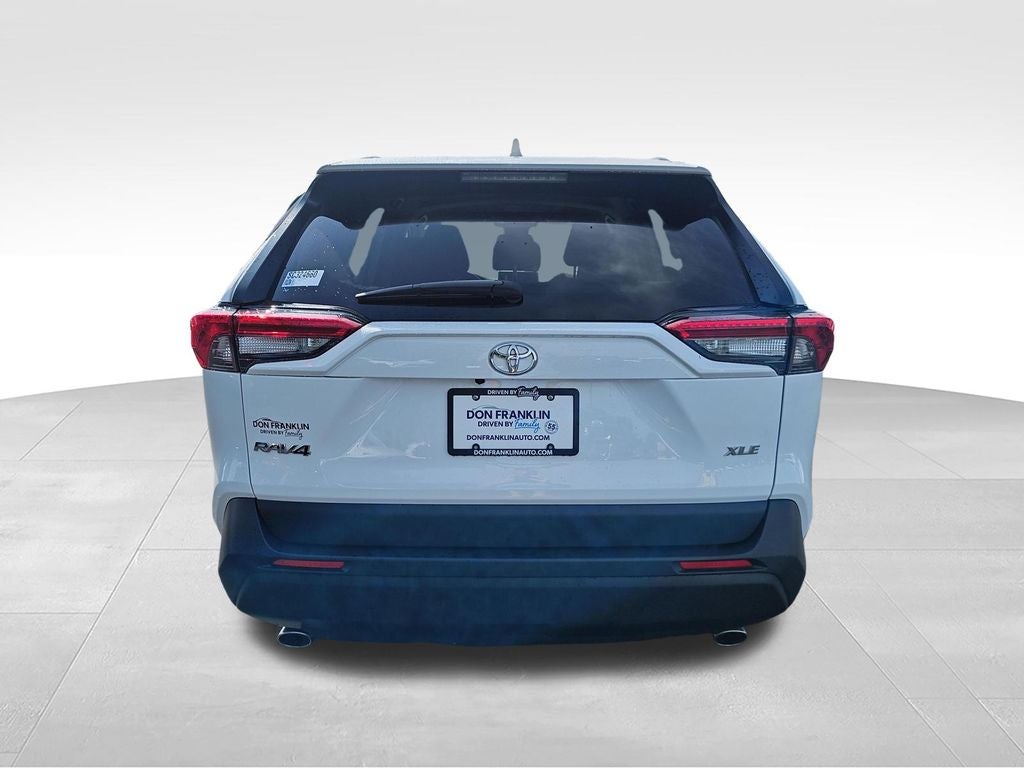 2025 Toyota RAV4 XLE