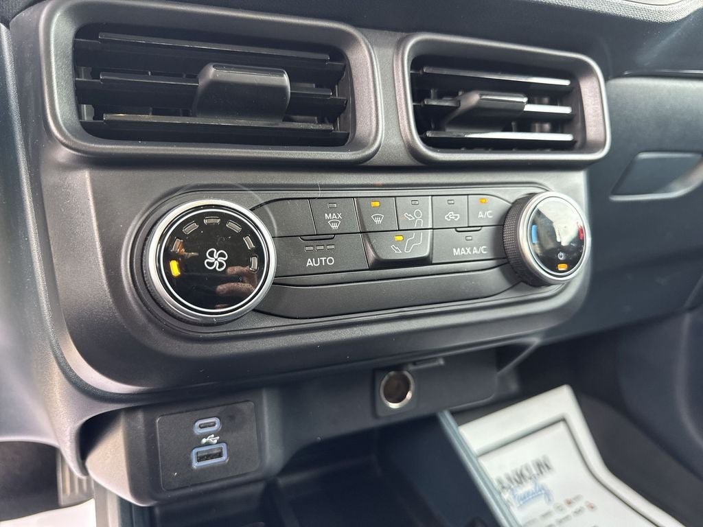 2022 Ford Maverick XL