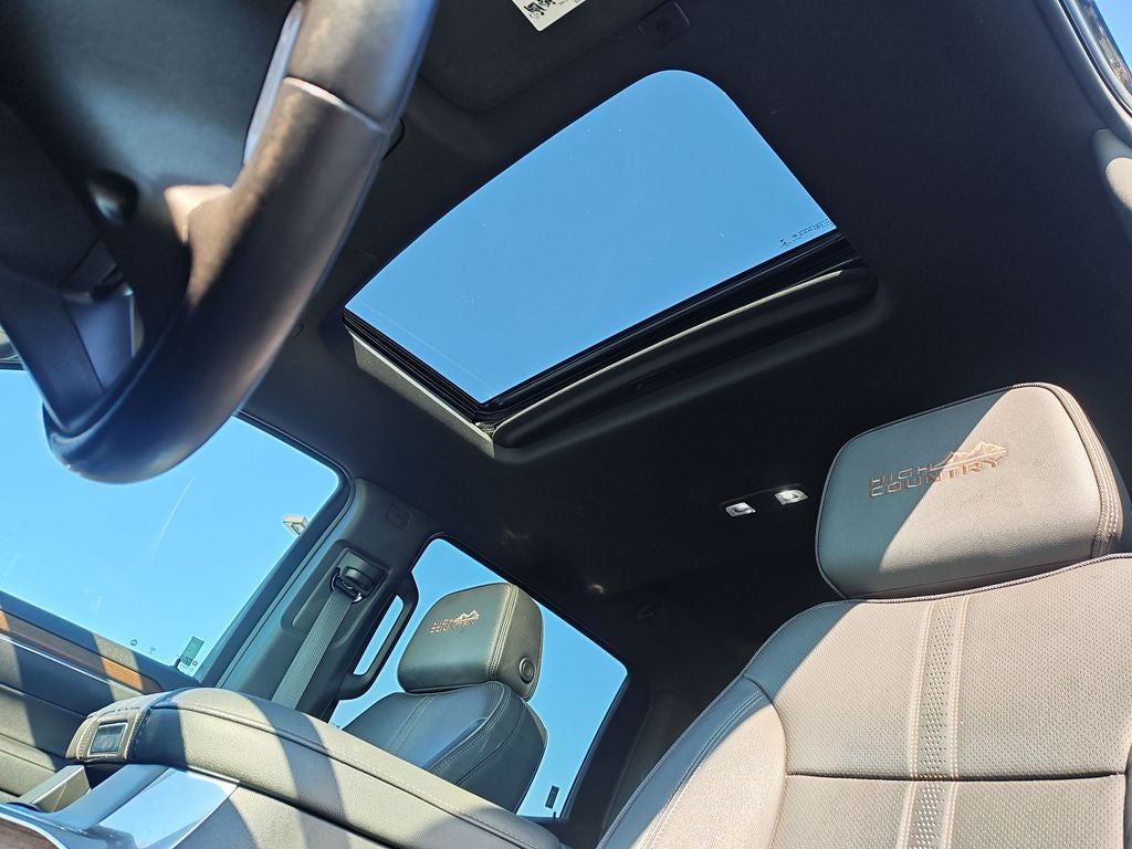 2022 Chevrolet Silverado 1500 High Country