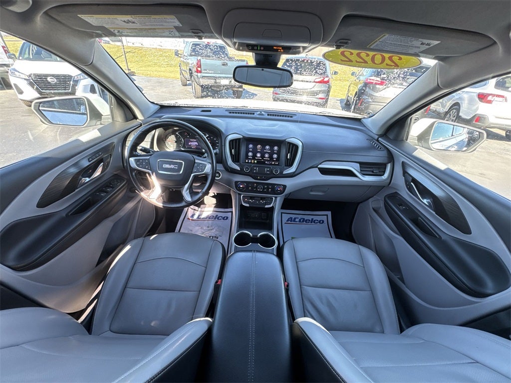 2022 GMC Terrain SLT