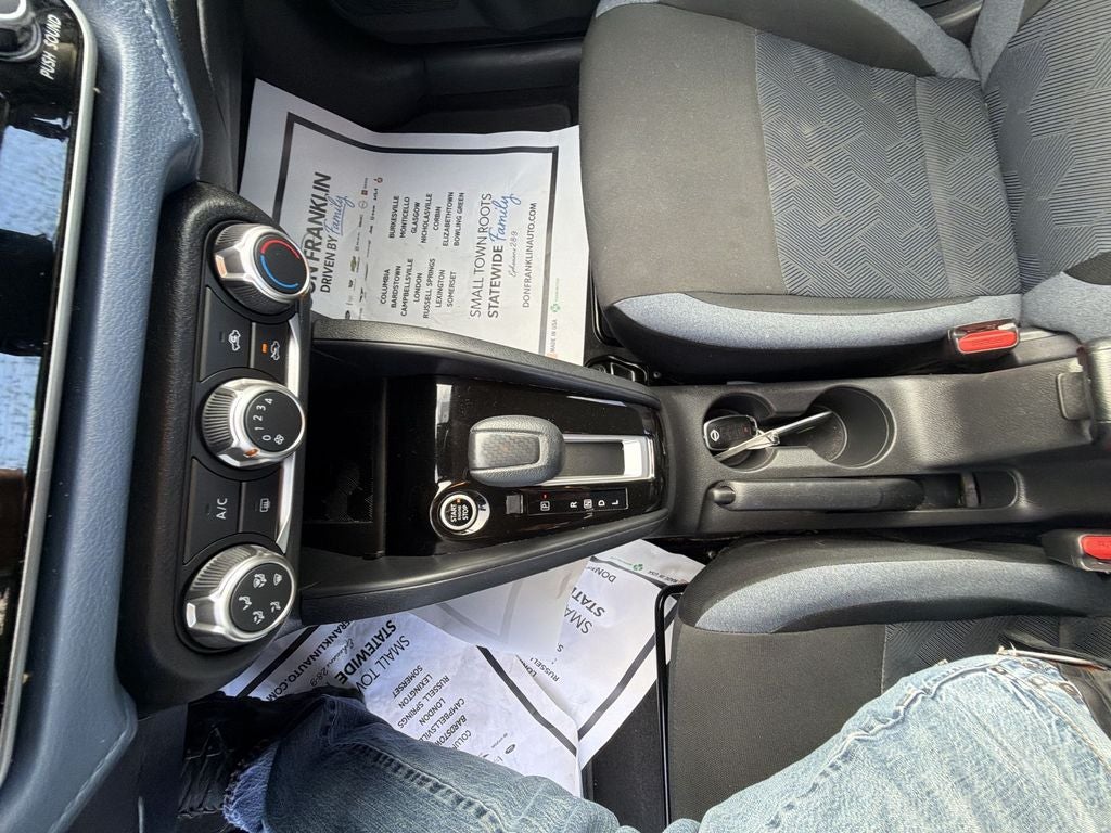 2024 Nissan Versa 1.6 SV