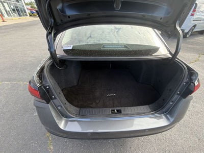 2024 Nissan Versa 1.6 SV