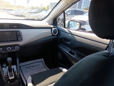 2022 Nissan Versa 1.6 SV