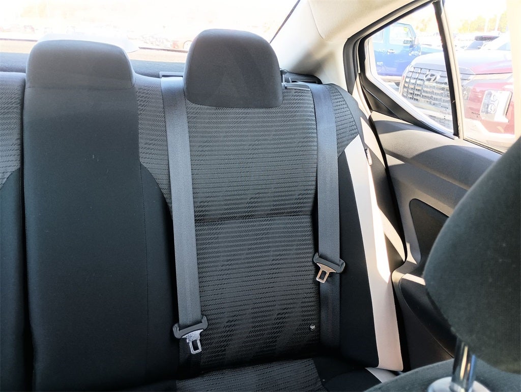 2022 Nissan Versa 1.6 SV