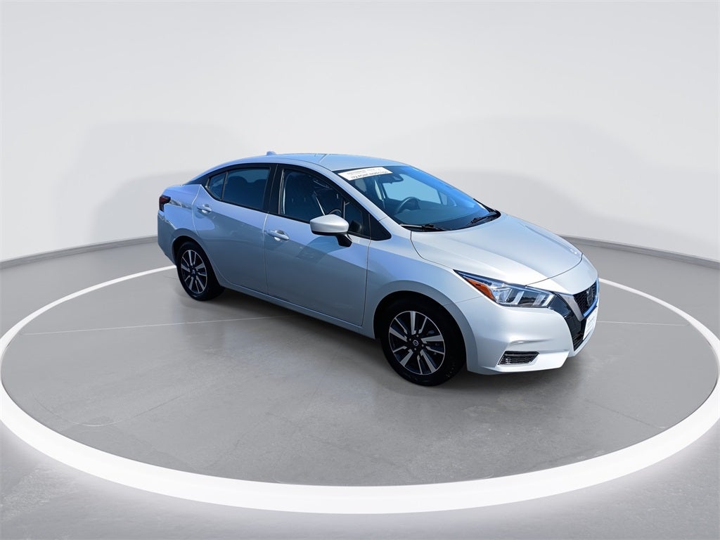 2022 Nissan Versa 1.6 SV
