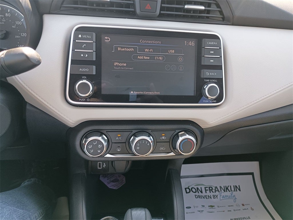 2022 Nissan Versa 1.6 SV