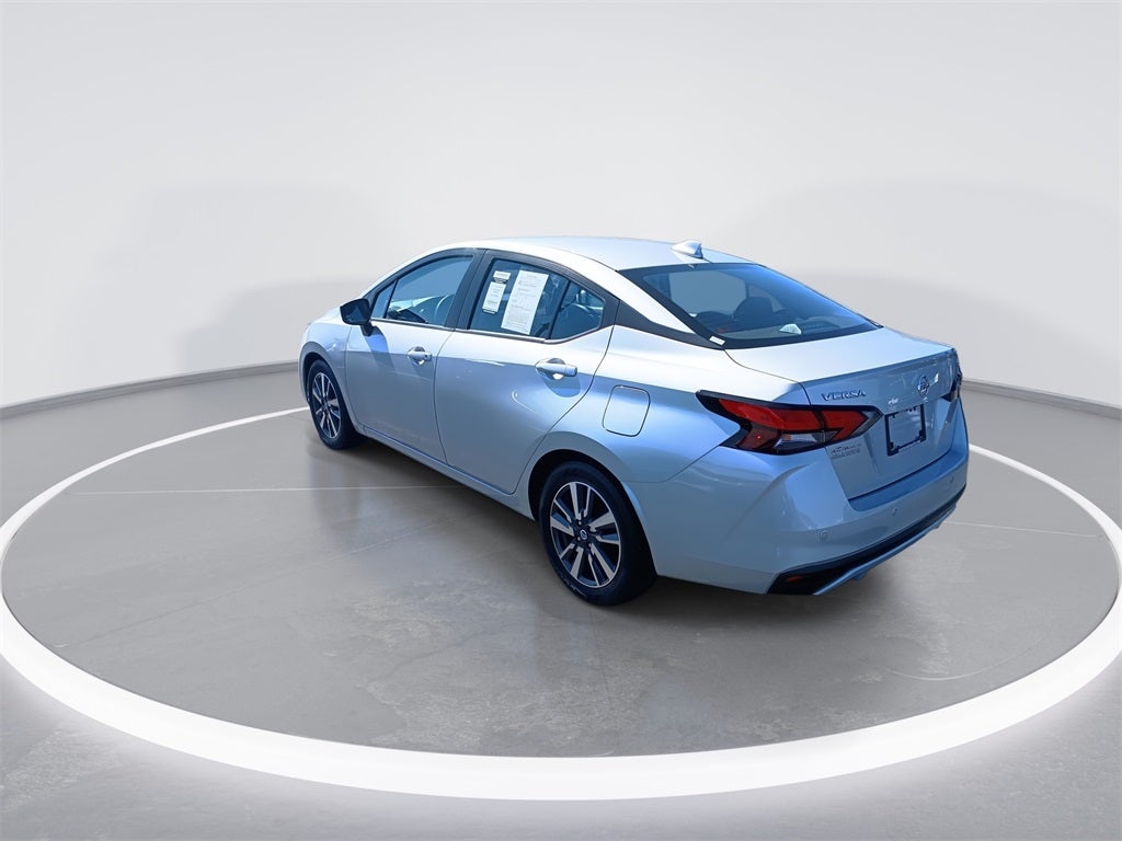 2022 Nissan Versa 1.6 SV