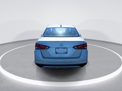 2022 Nissan Versa 1.6 SV