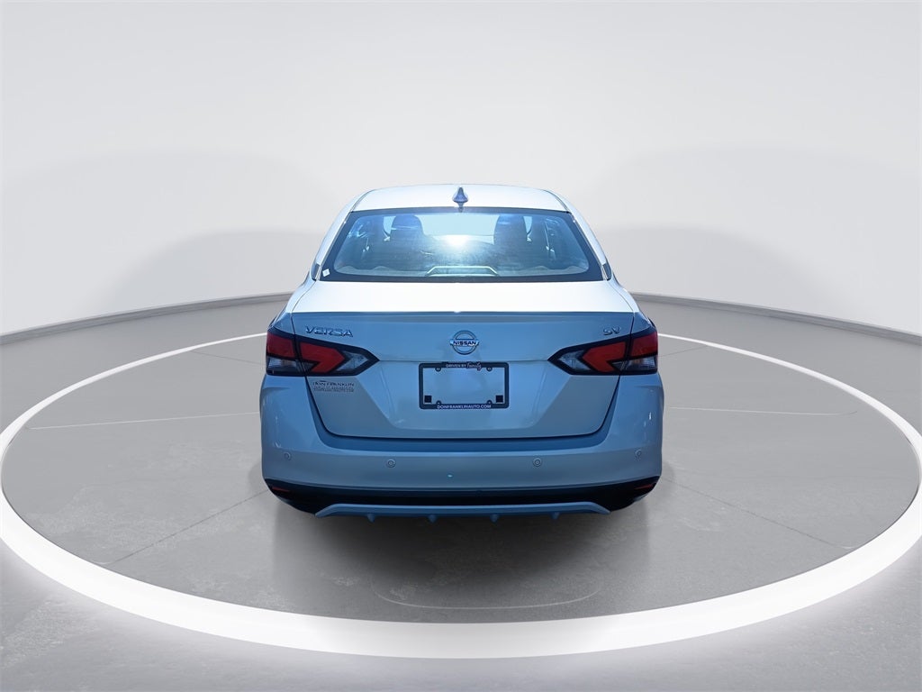 2022 Nissan Versa 1.6 SV