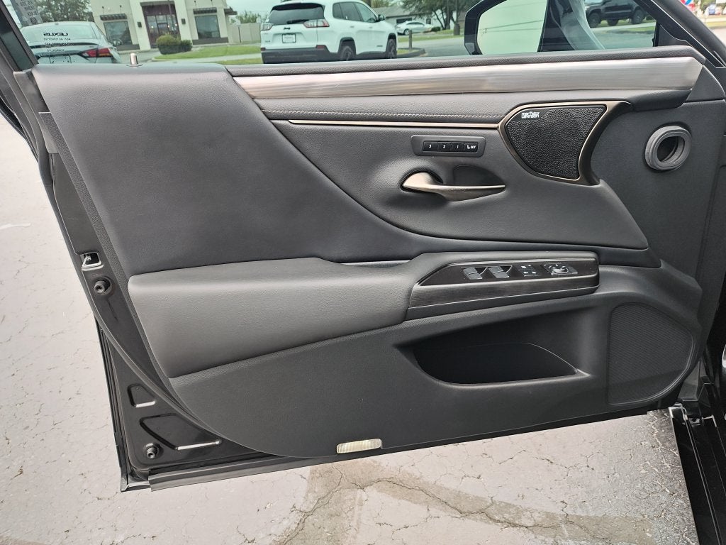 2019 Lexus ES 350 F Sport