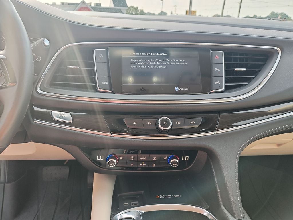 2023 Buick Enclave Essence