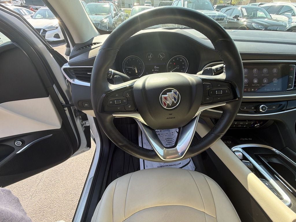 2023 Buick Enclave Essence