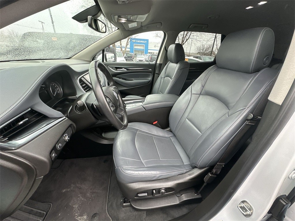 2021 Buick Enclave Essence