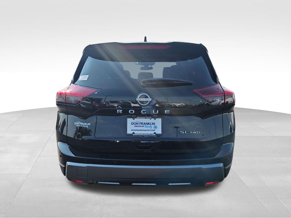 2026 Nissan Rogue SL