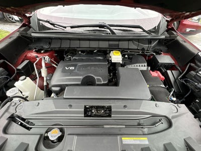 2022 Nissan Pathfinder SL