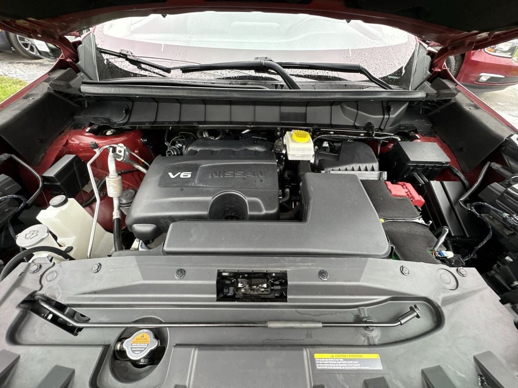 2022 Nissan Pathfinder SL