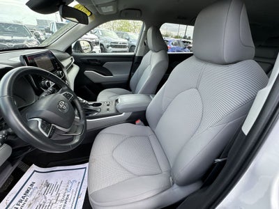 2023 Toyota Highlander LE