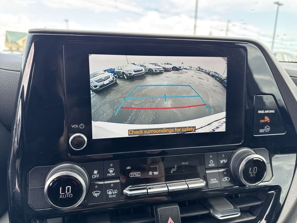 2023 Toyota Highlander LE