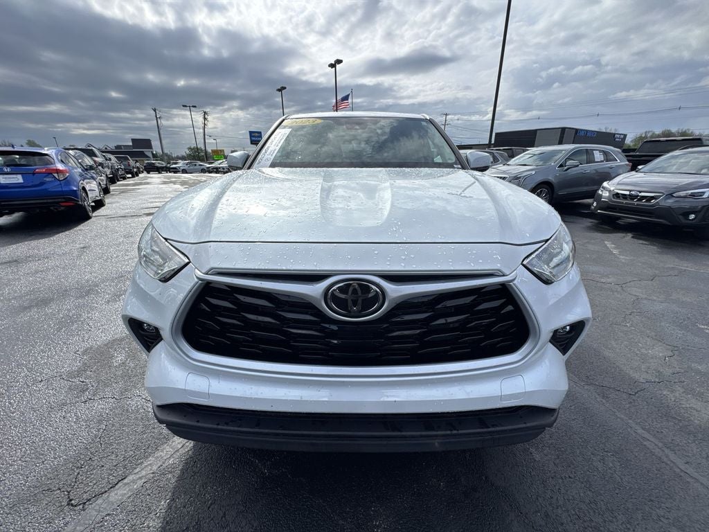 2023 Toyota Highlander LE
