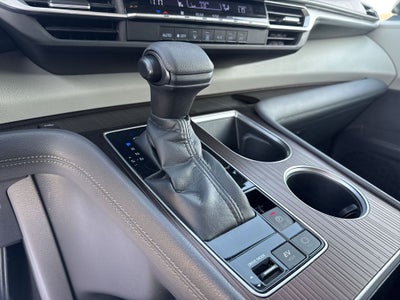 2022 Toyota Sienna LE 8 Passenger