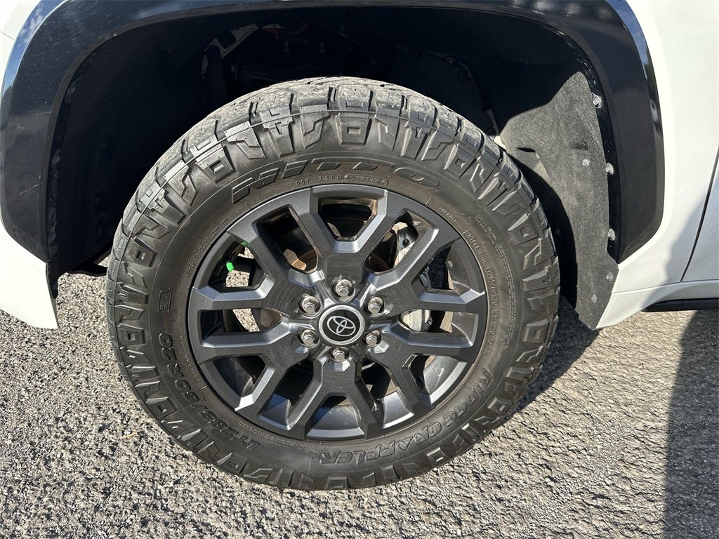 2022 Toyota Tundra Hybrid Platinum