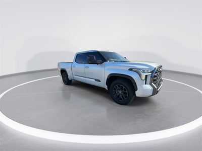 2022 Toyota Tundra Hybrid Platinum