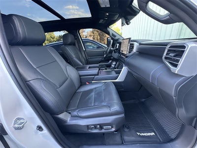 2022 Toyota Tundra Hybrid Platinum