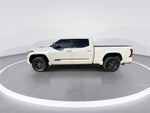 2022 Toyota Tundra Hybrid Platinum
