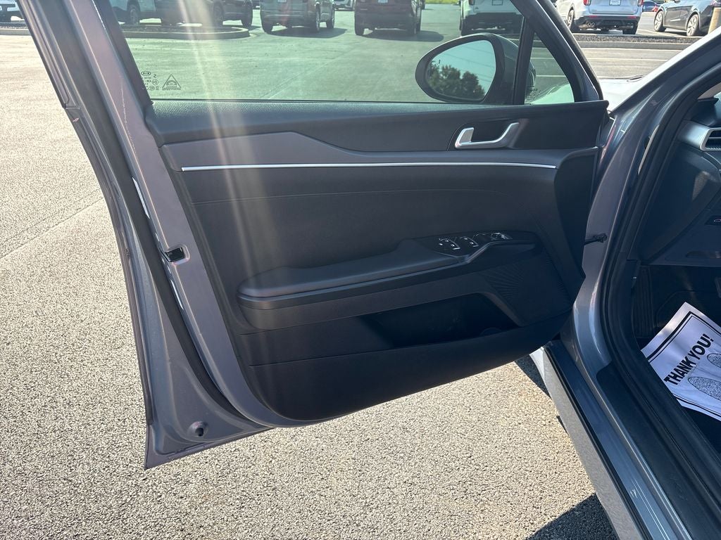 2021 Kia K5 LXS