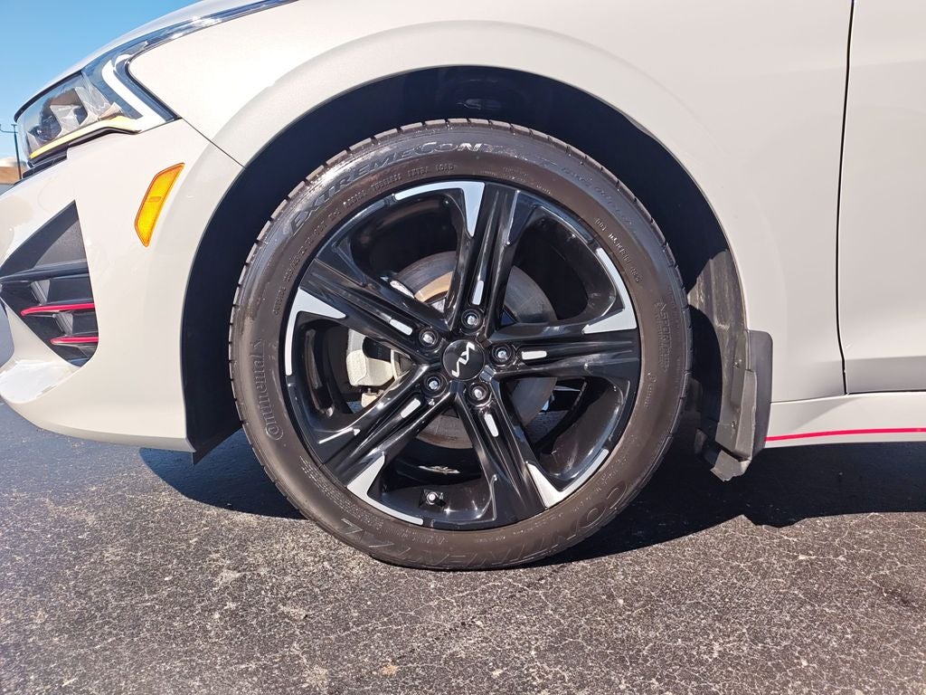 2024 Kia K5 GT-Line
