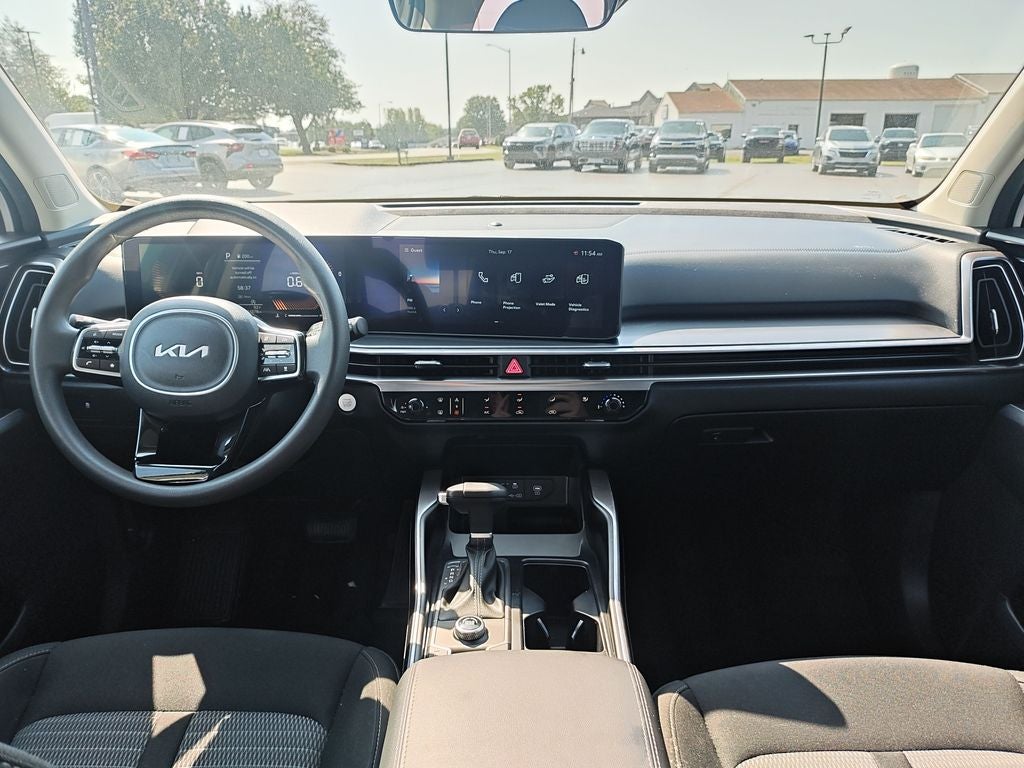 2025 Kia Sorento LX