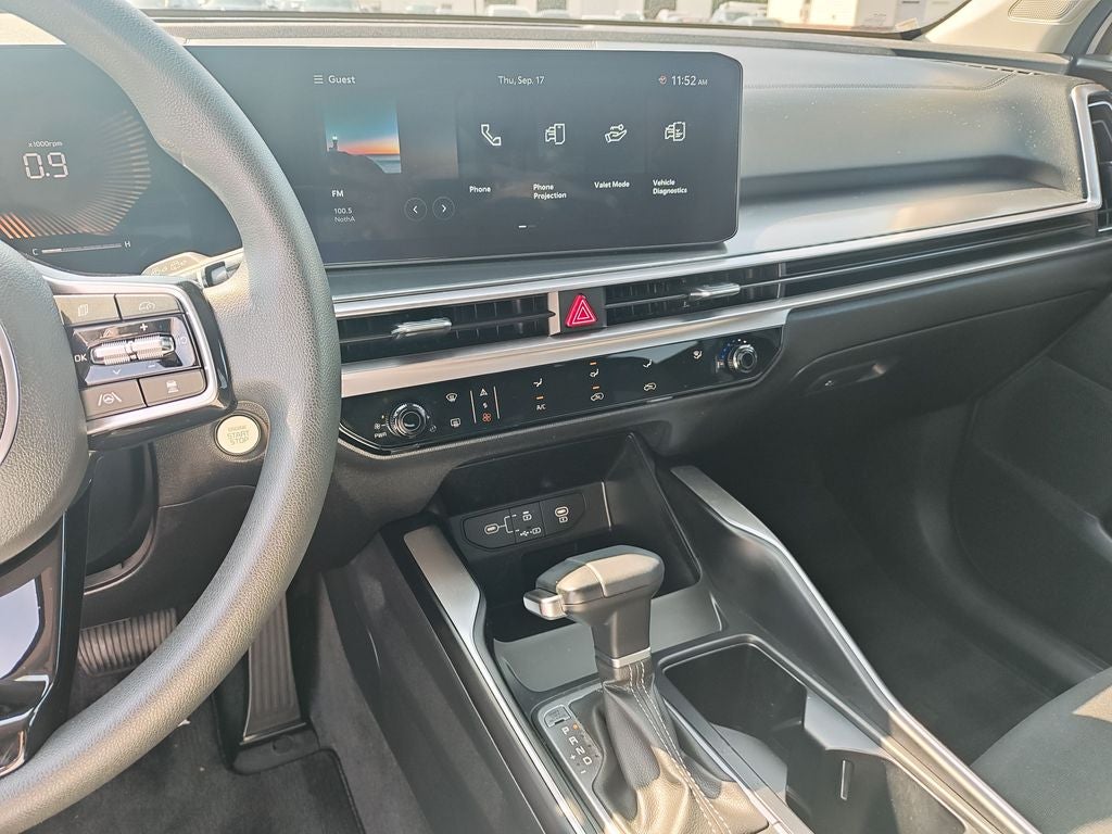 2025 Kia Sorento LX