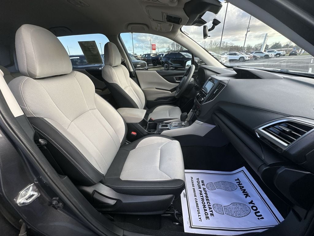 2023 Subaru Forester Base