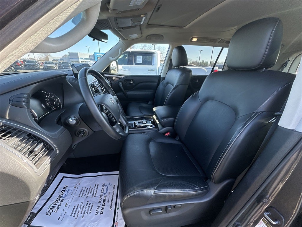 2024 INFINITI QX80 LUXE