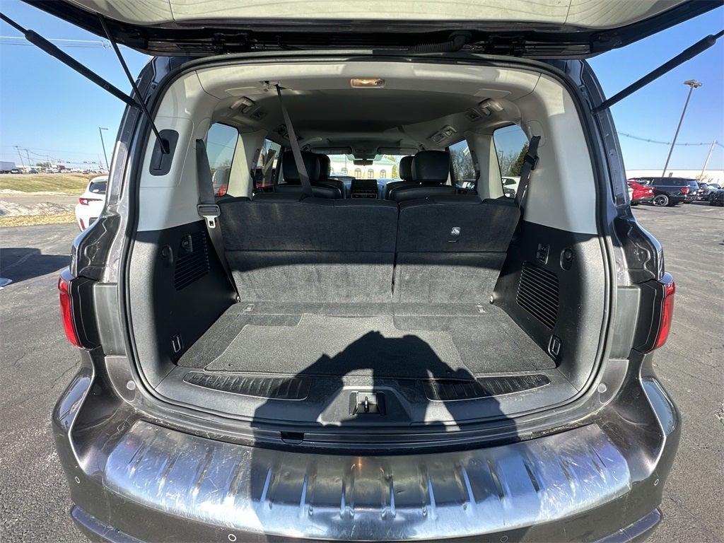 2024 INFINITI QX80 LUXE