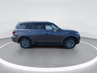 2024 INFINITI QX80 LUXE