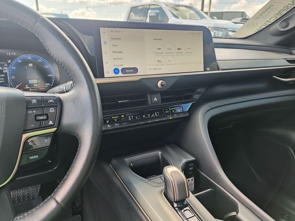 2023 Toyota Crown Limited